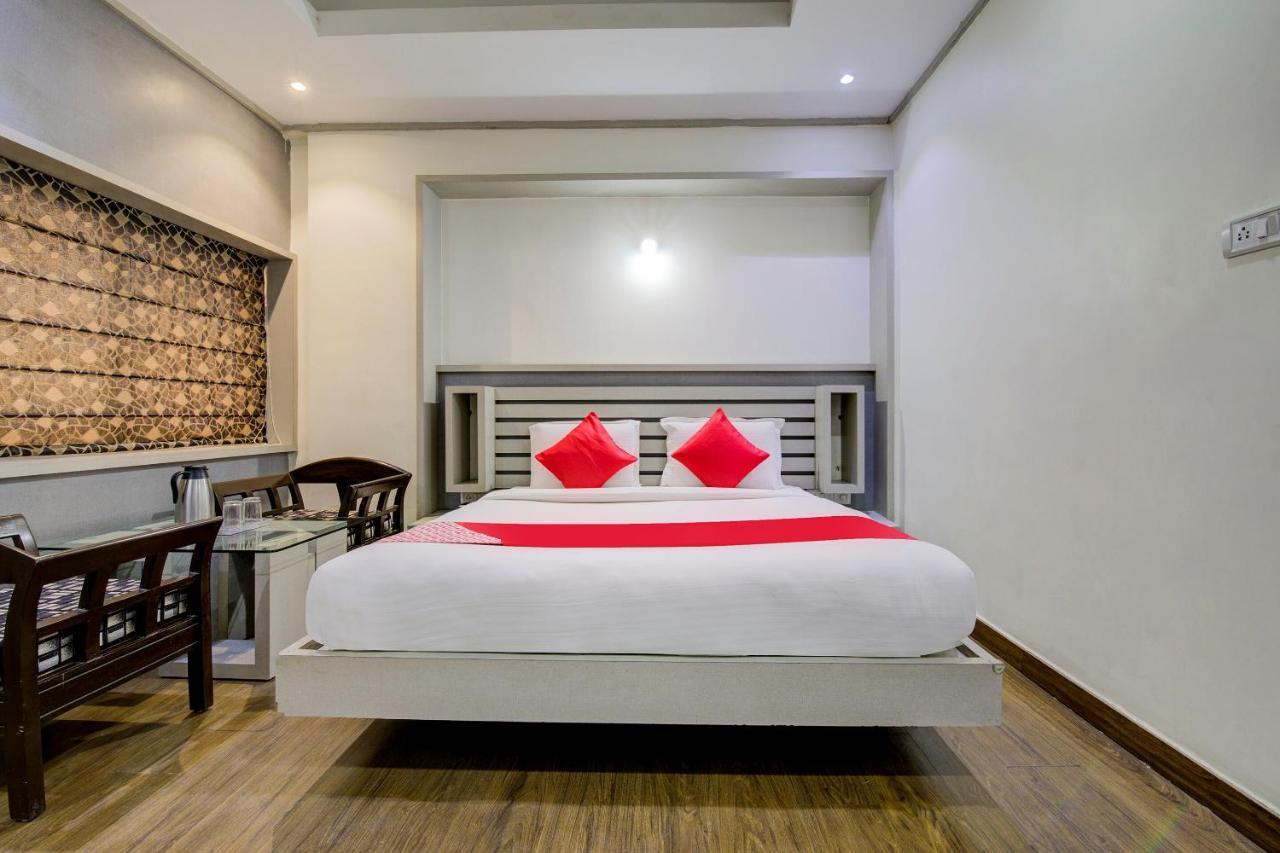 Oyo 1545 Hotel Shivani International Ahmedabad Luaran gambar