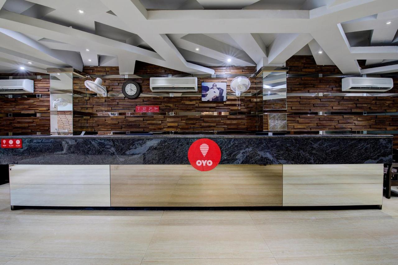 Oyo 1545 Hotel Shivani International Ahmedabad Luaran gambar